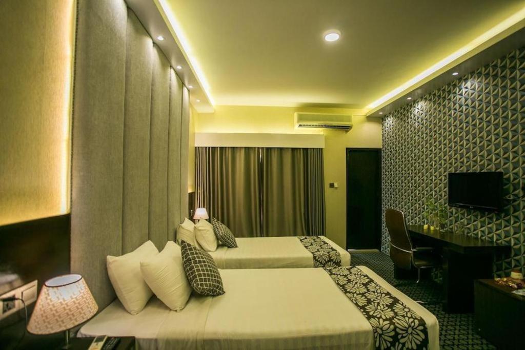 Tropical Daisy Hotell Dhaka Exteriör bild