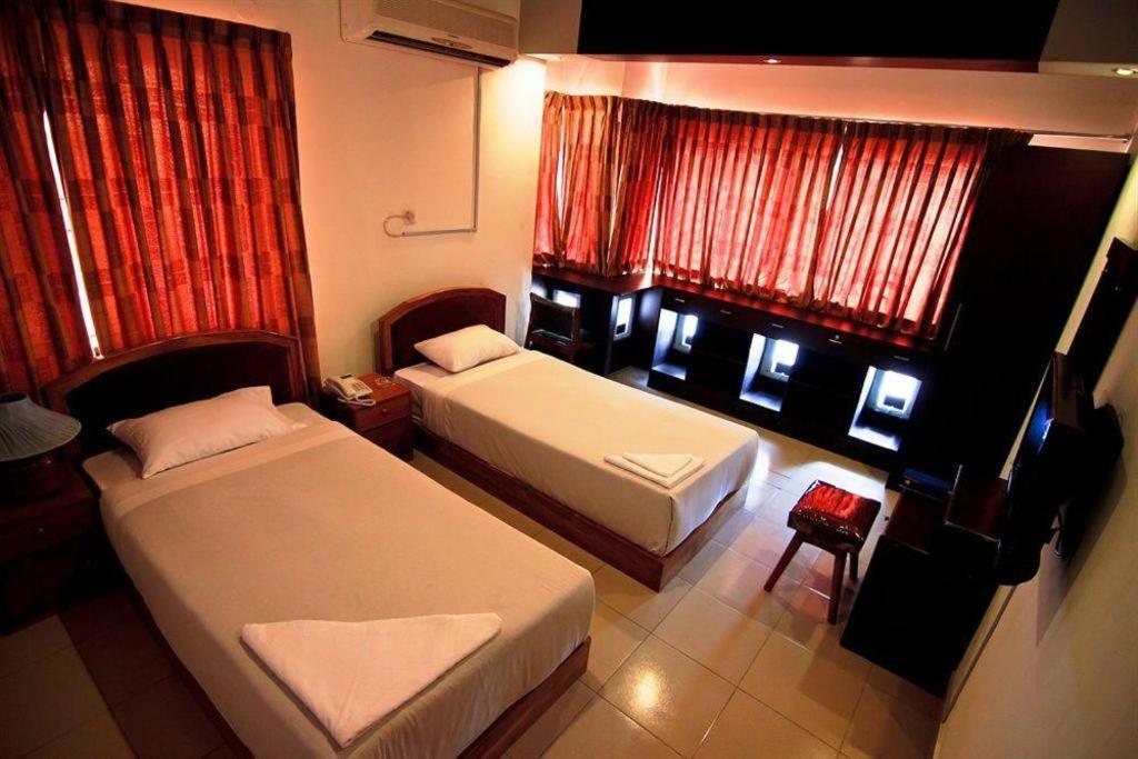 Tropical Daisy Hotell Dhaka Exteriör bild