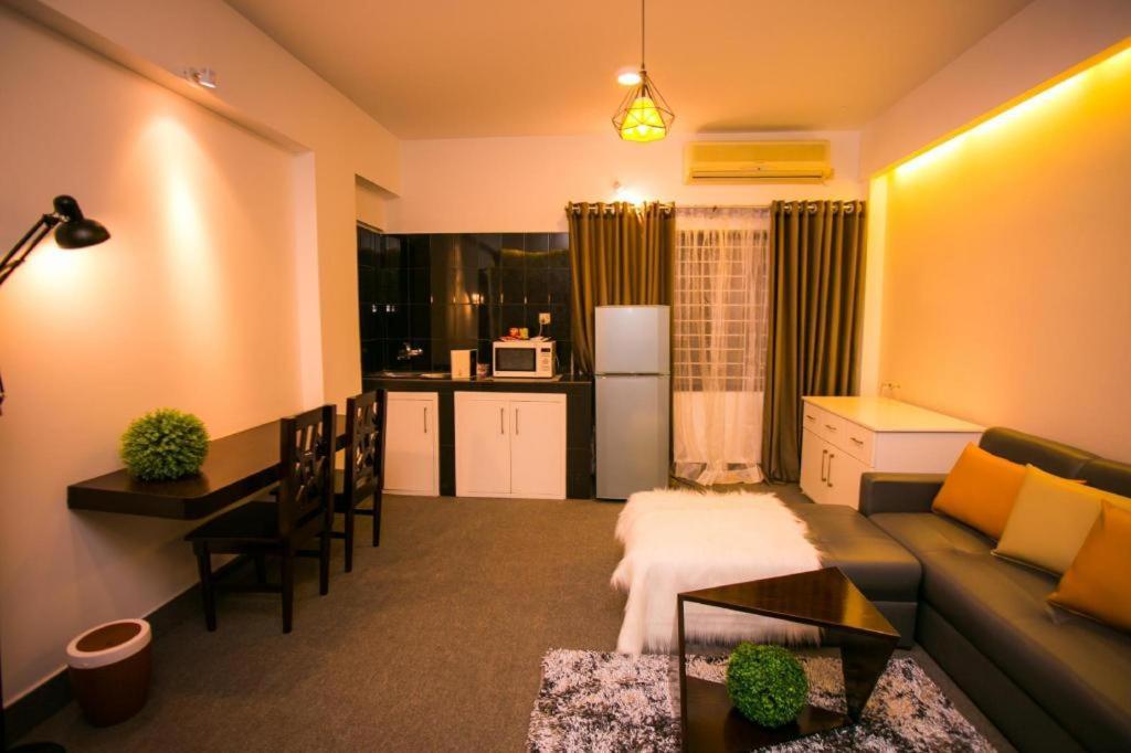Tropical Daisy Hotell Dhaka Exteriör bild